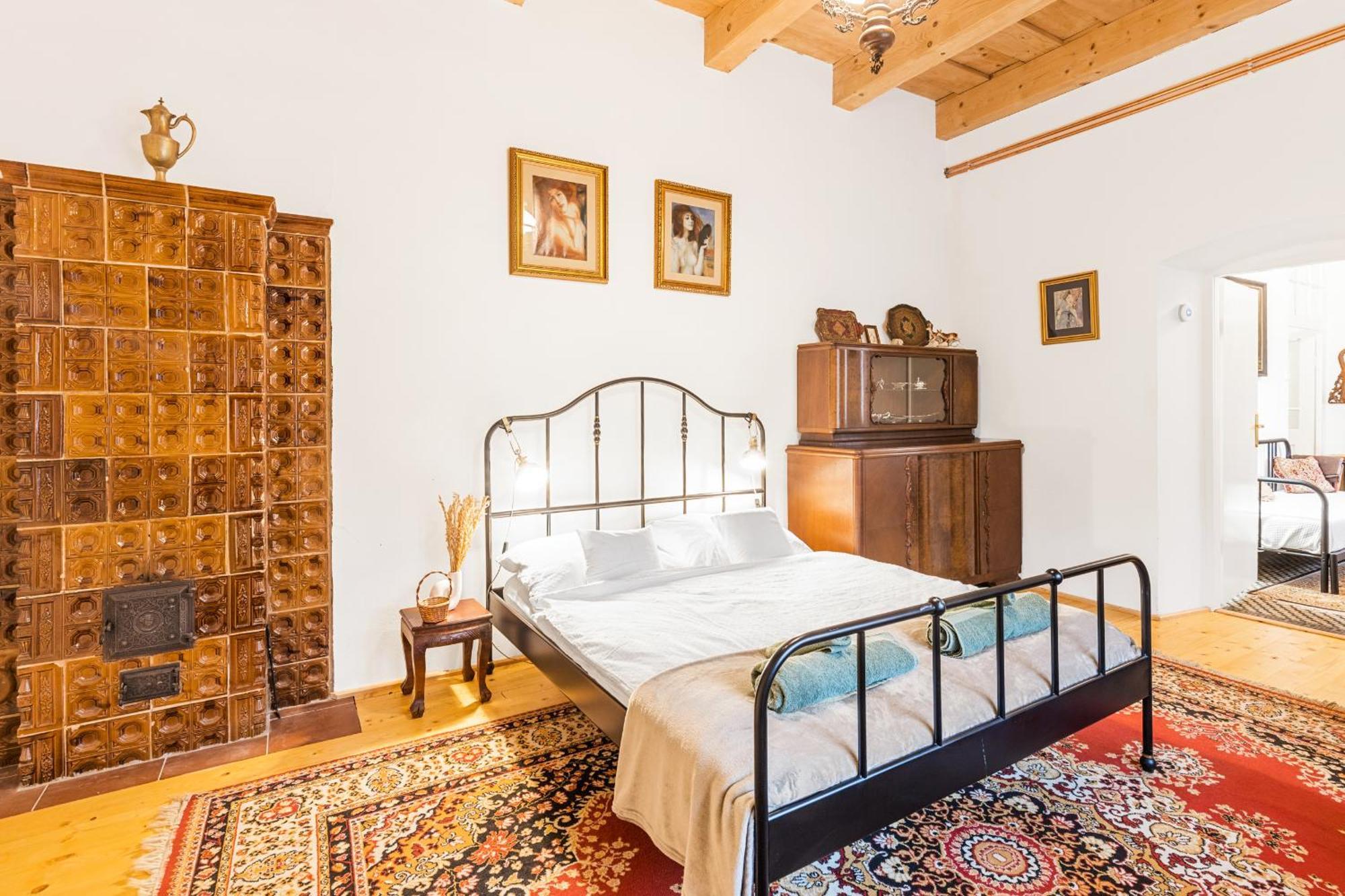 Sovi Dom- Historicke Apartmany Z 19 Storocia, 4Km Od Banskej Stiavnice Svätý Anton المظهر الخارجي الصورة