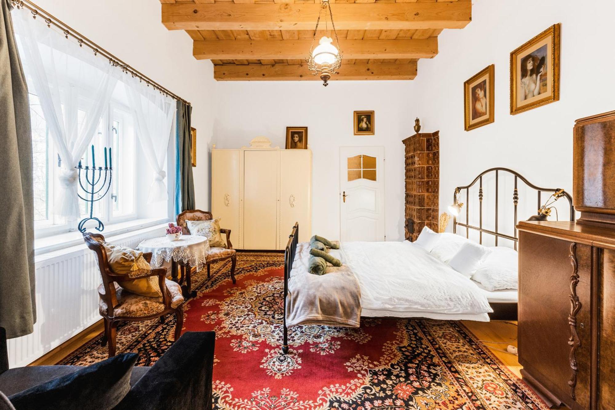 Sovi Dom- Historicke Apartmany Z 19 Storocia, 4Km Od Banskej Stiavnice Svätý Anton المظهر الخارجي الصورة